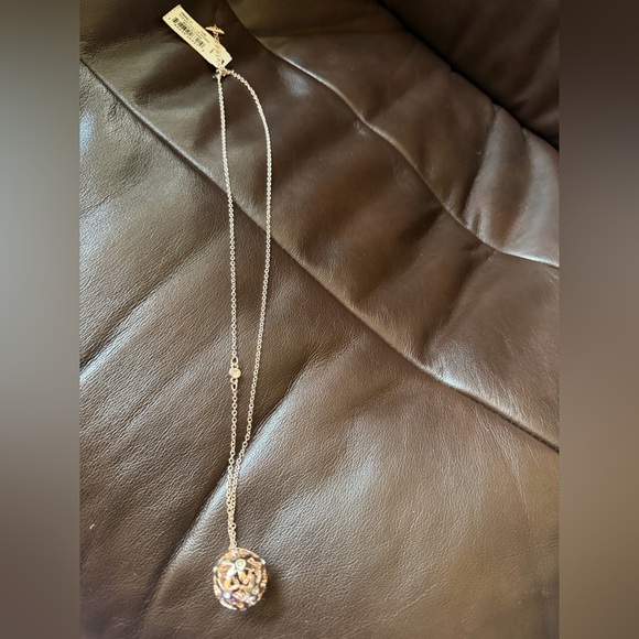 Guess Jewelry - Guess Pocket Full of Posies Goldtone Flower Ball Rhinestone Pendant Necklace NWT